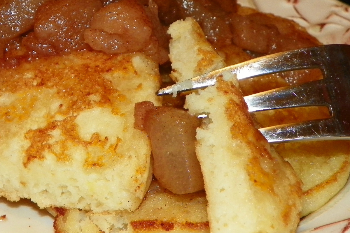 Cinnamon Ricotta Pancakes with Maple Butter