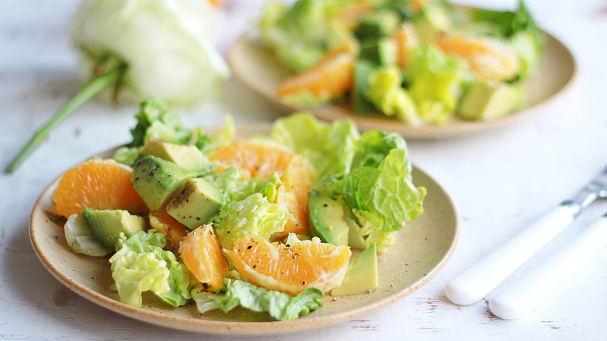 Zesty Orange and Avocado Salad with Toasted Pecans