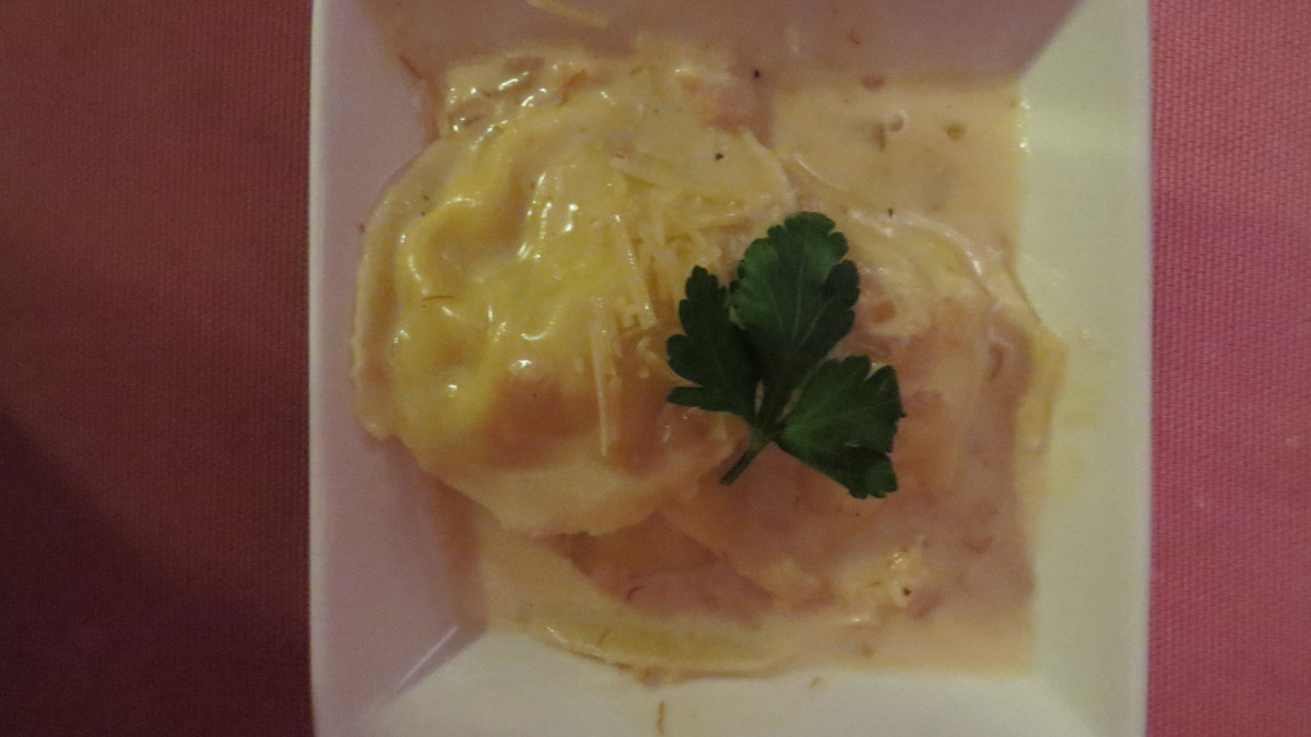 Crab Ravioli with Lemon Cream Sauce and Chive
