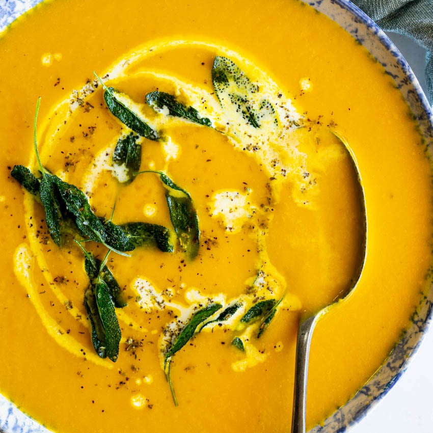 Instant Pot Spiced Pumpkin and Coconut Soup