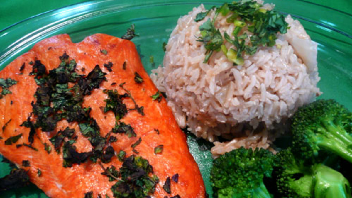 Sautéed Salmon with Ginger-Cilantro Cauliflower Rice