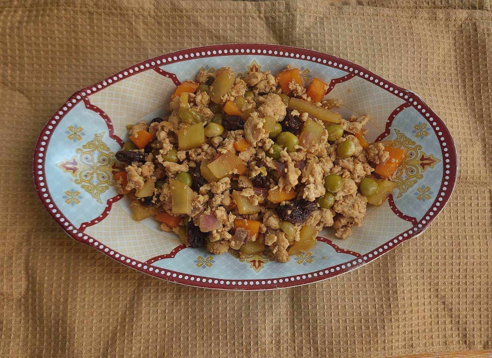 Sautéed Chicken Giniling with Vegetables