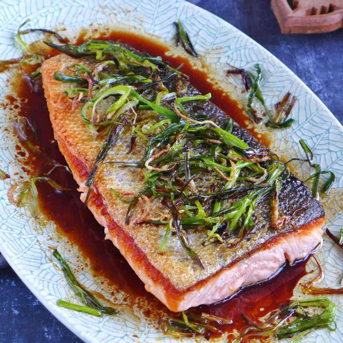 Pan-Seared Salmon with Ginger-Soy Glaze and Scallions