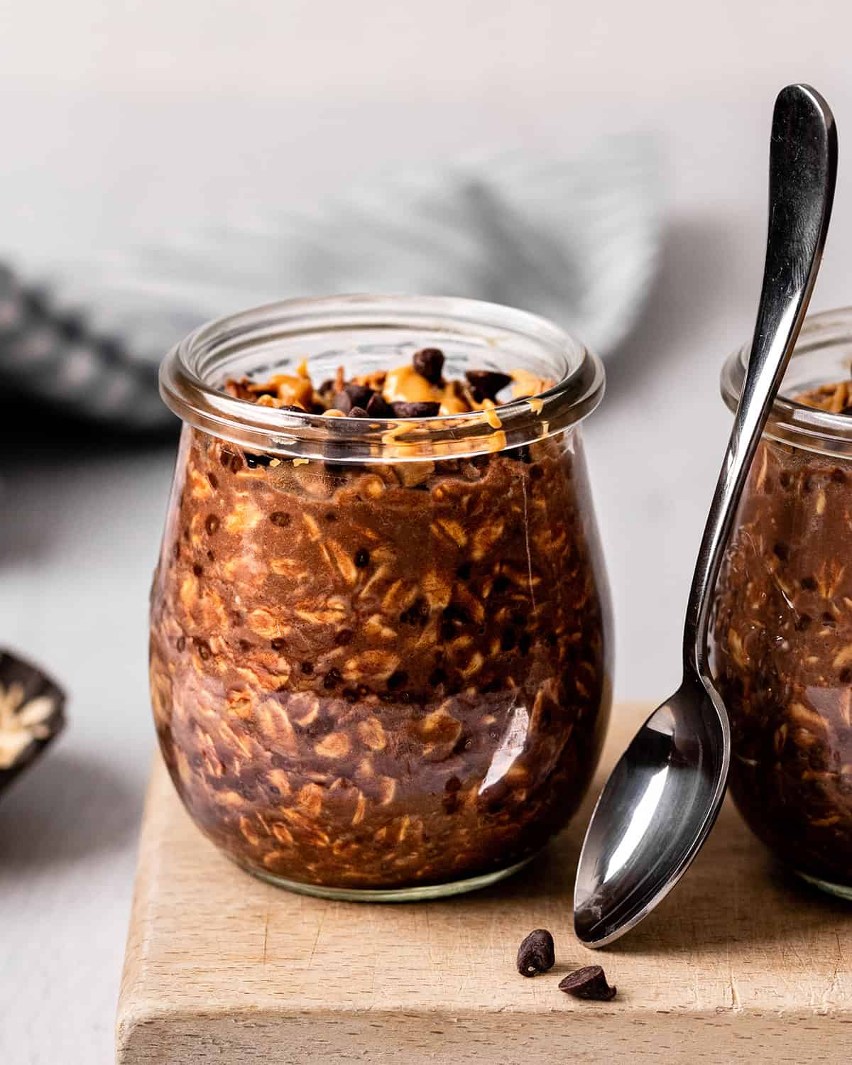 No-Bake Chocolate Peanut Butter Overnight Oats