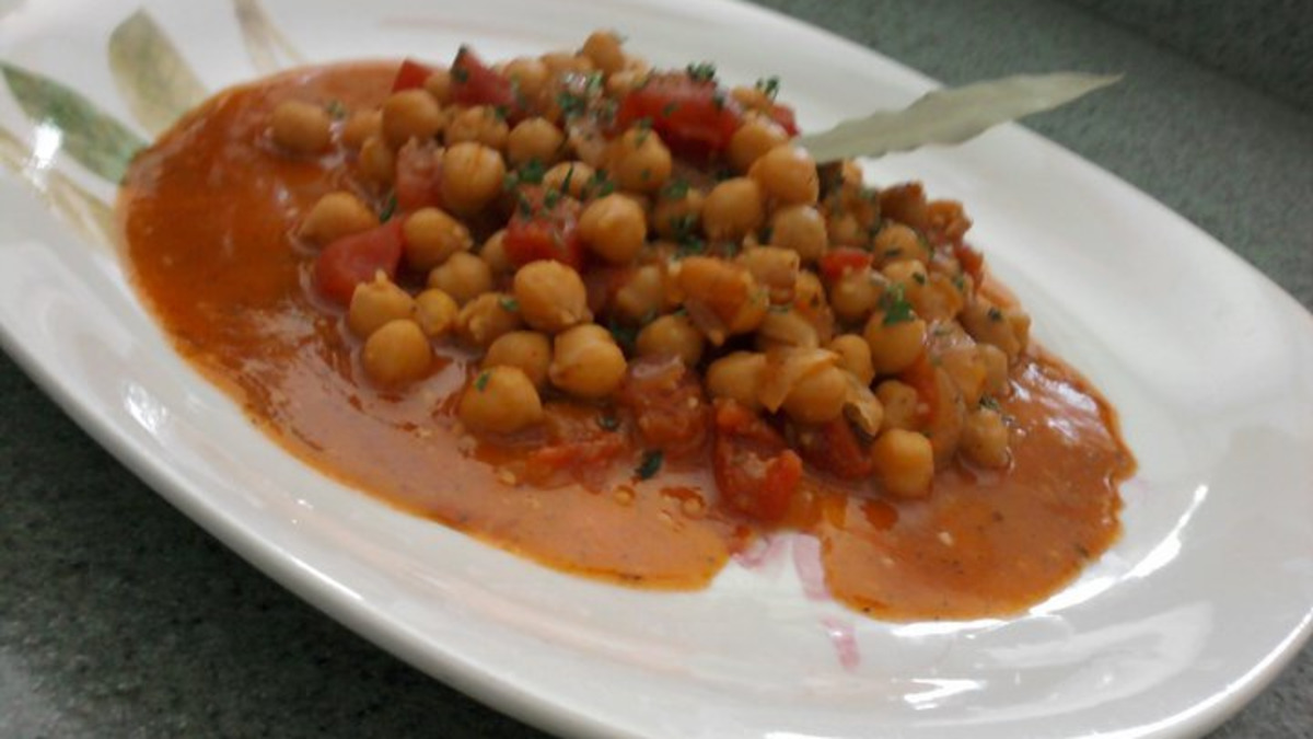 Pan-Seared Chicken with Middle Eastern Spiced Chickpeas