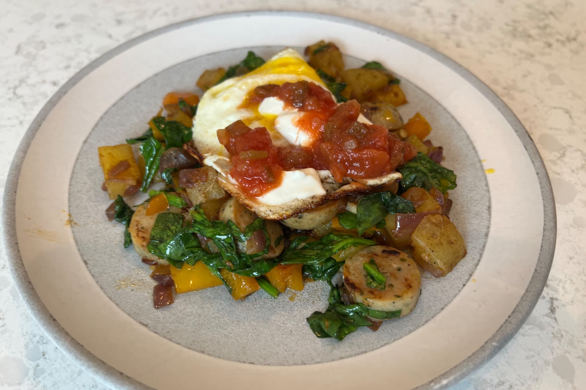 One-Pot Breakfast Skillet with Eggs and Veggies