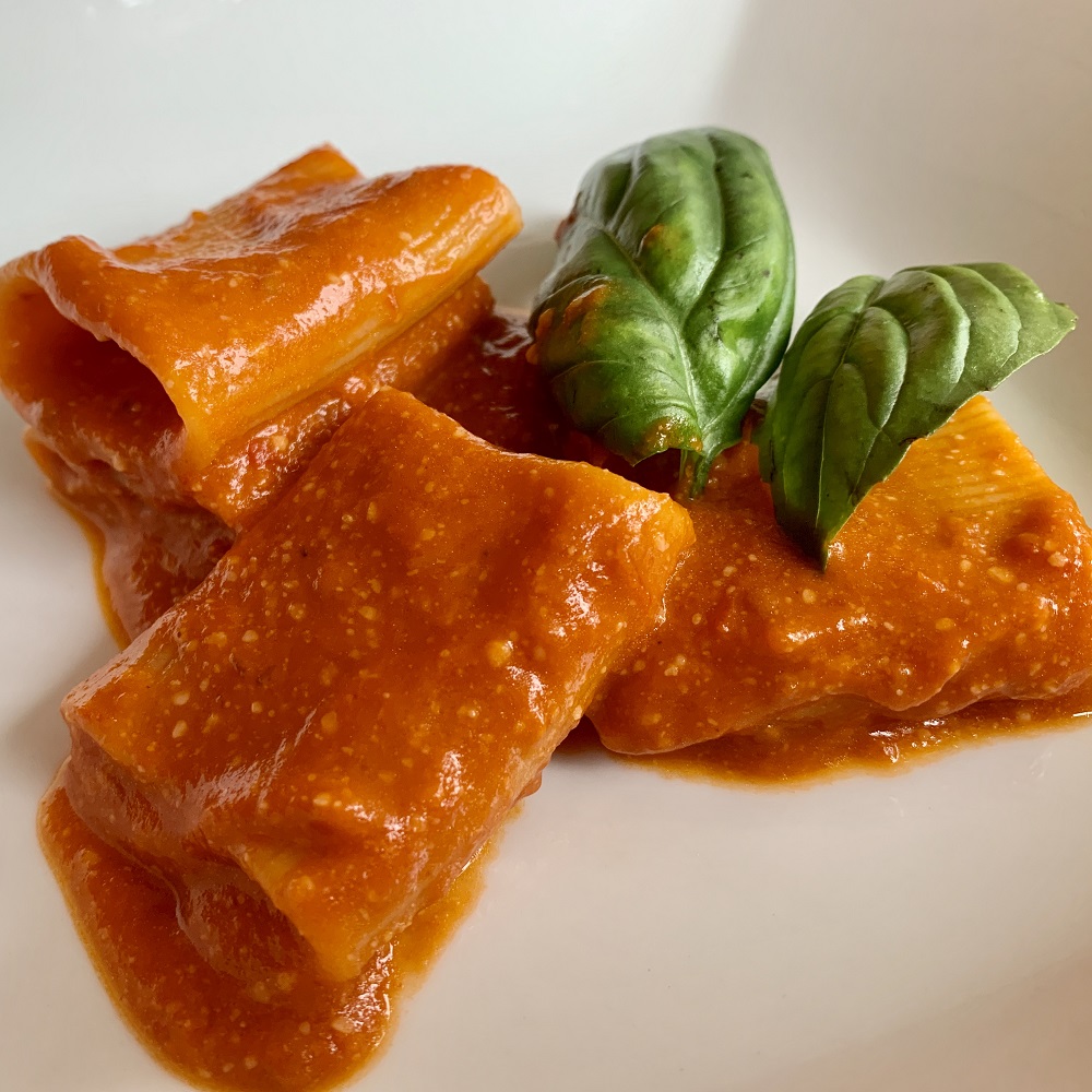 Classic Italian Herb Tomato Sauce for Pasta