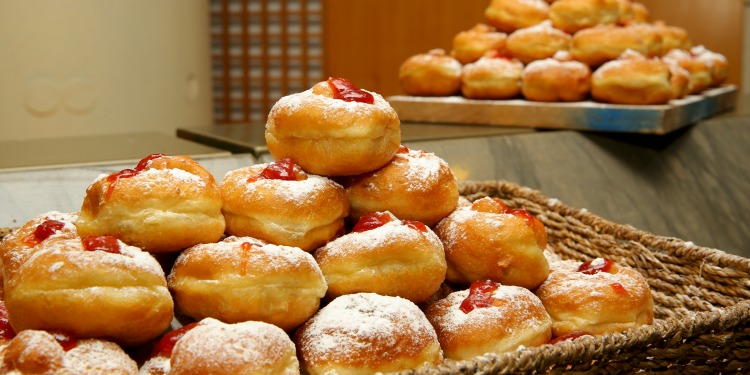 Saffron-Infused Vegetable Sufganiyot Doughnuts