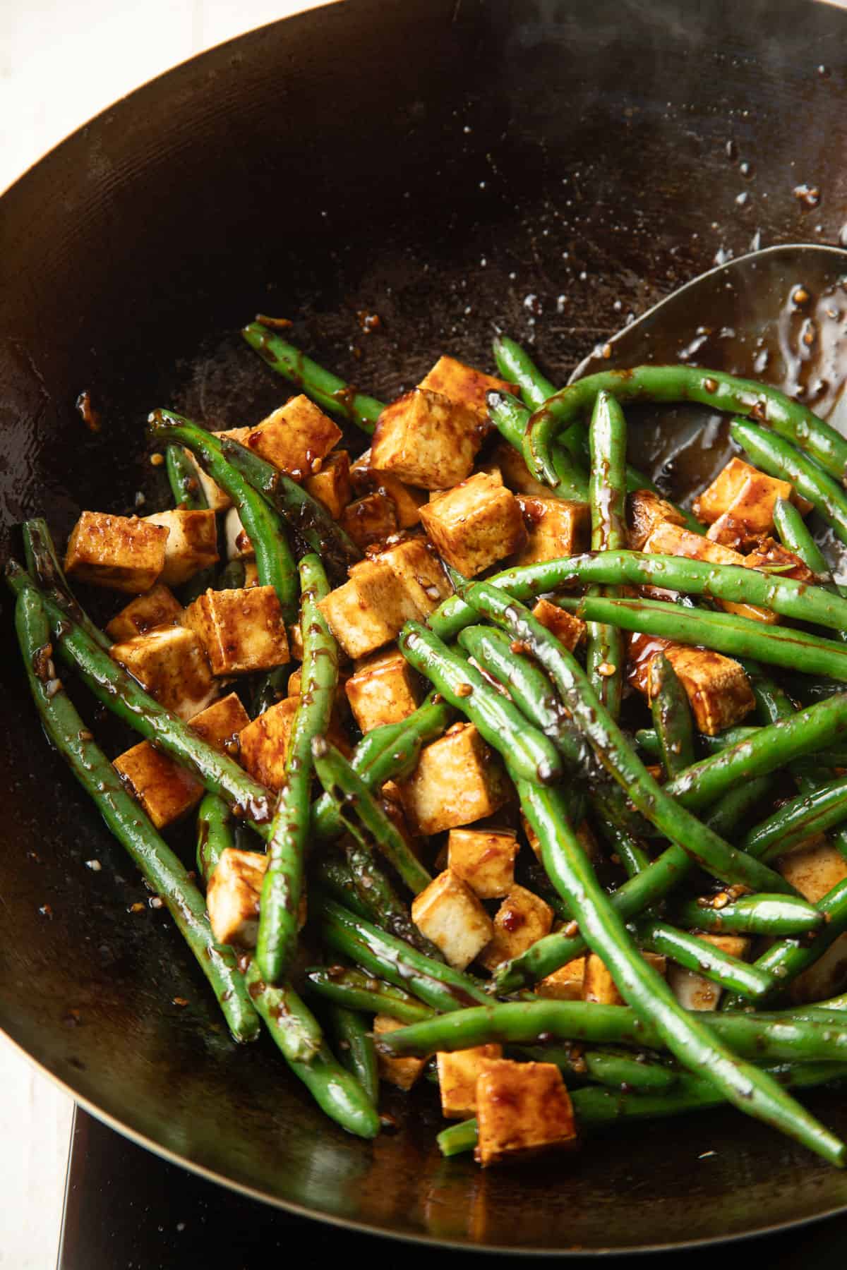 Stir-Fried Tofu with Garlic and Green Beans