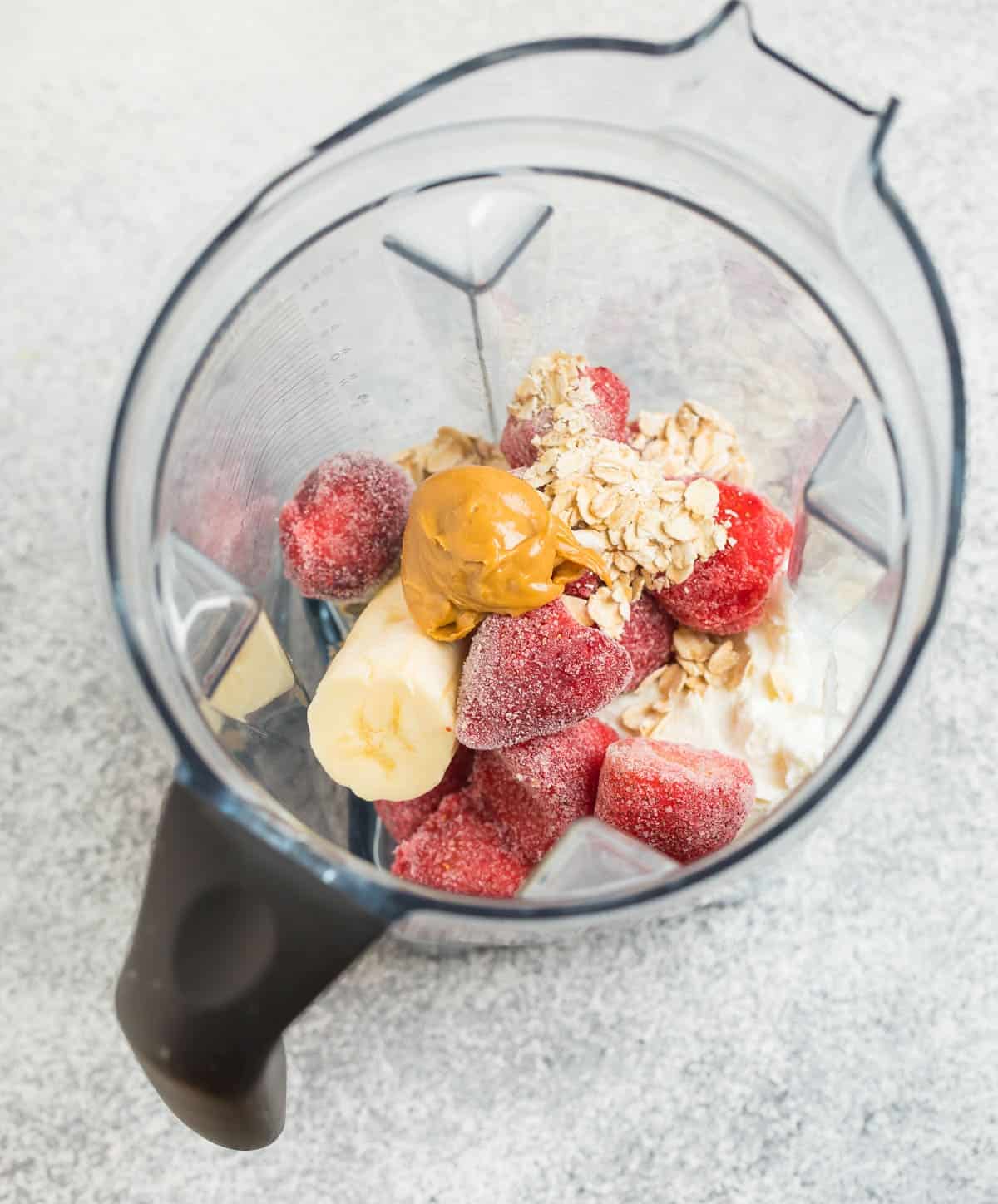 High-Protein Creatine Energy Smoothie with Banana and Greek Yogurt