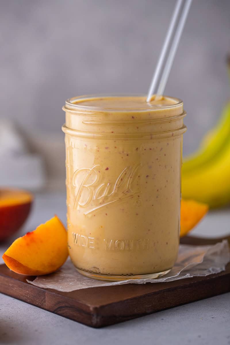 High-Protein Creatine Energy Smoothie with Spinach and Banana