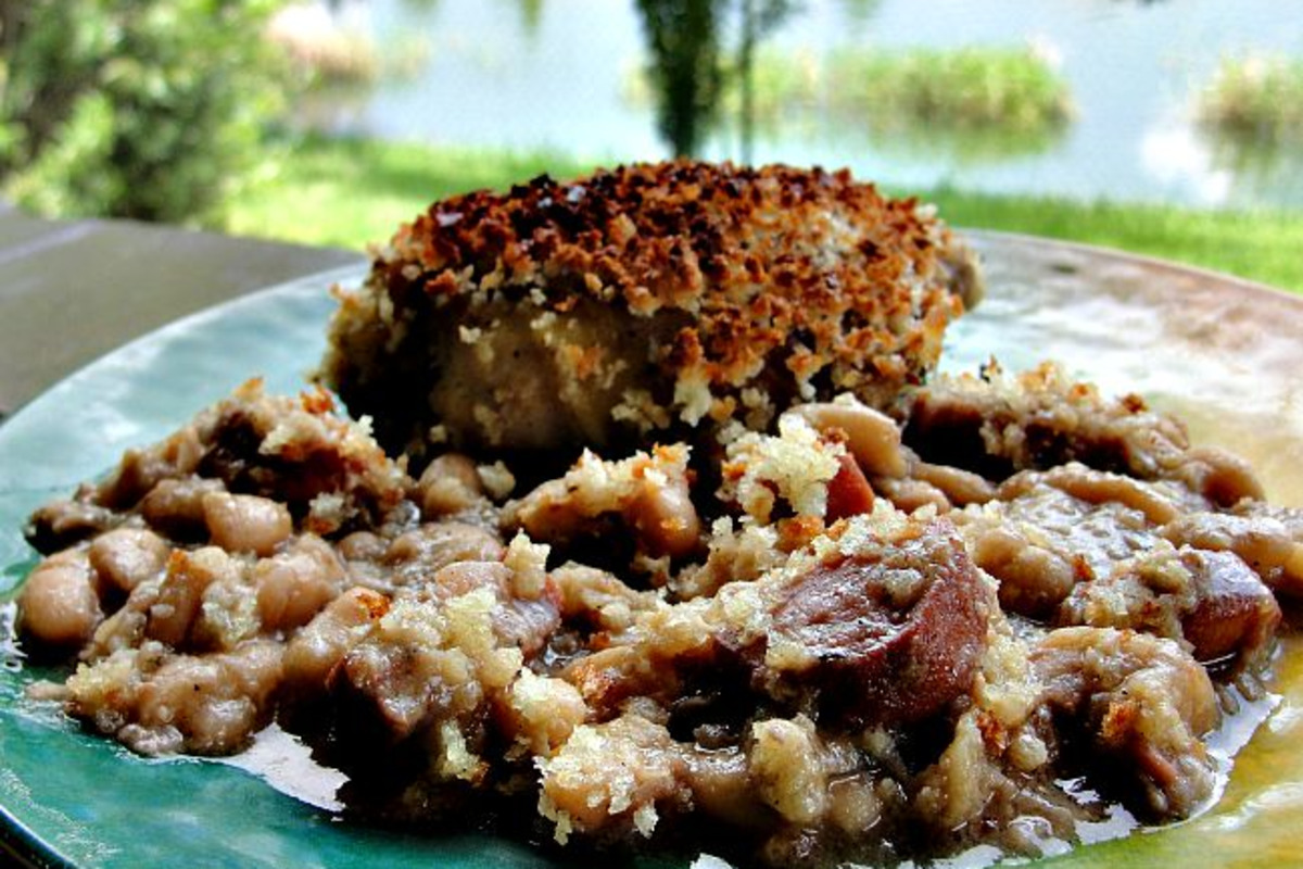 Cassoulet with Chicken Thighs and Garlic Thyme Beans