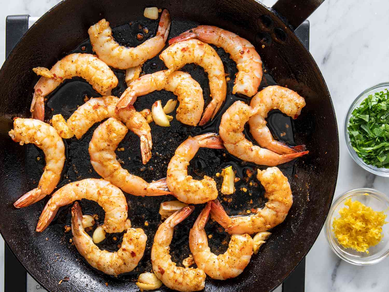 Lemon-Garlic Shrimp with Chili Flakes and Parsley