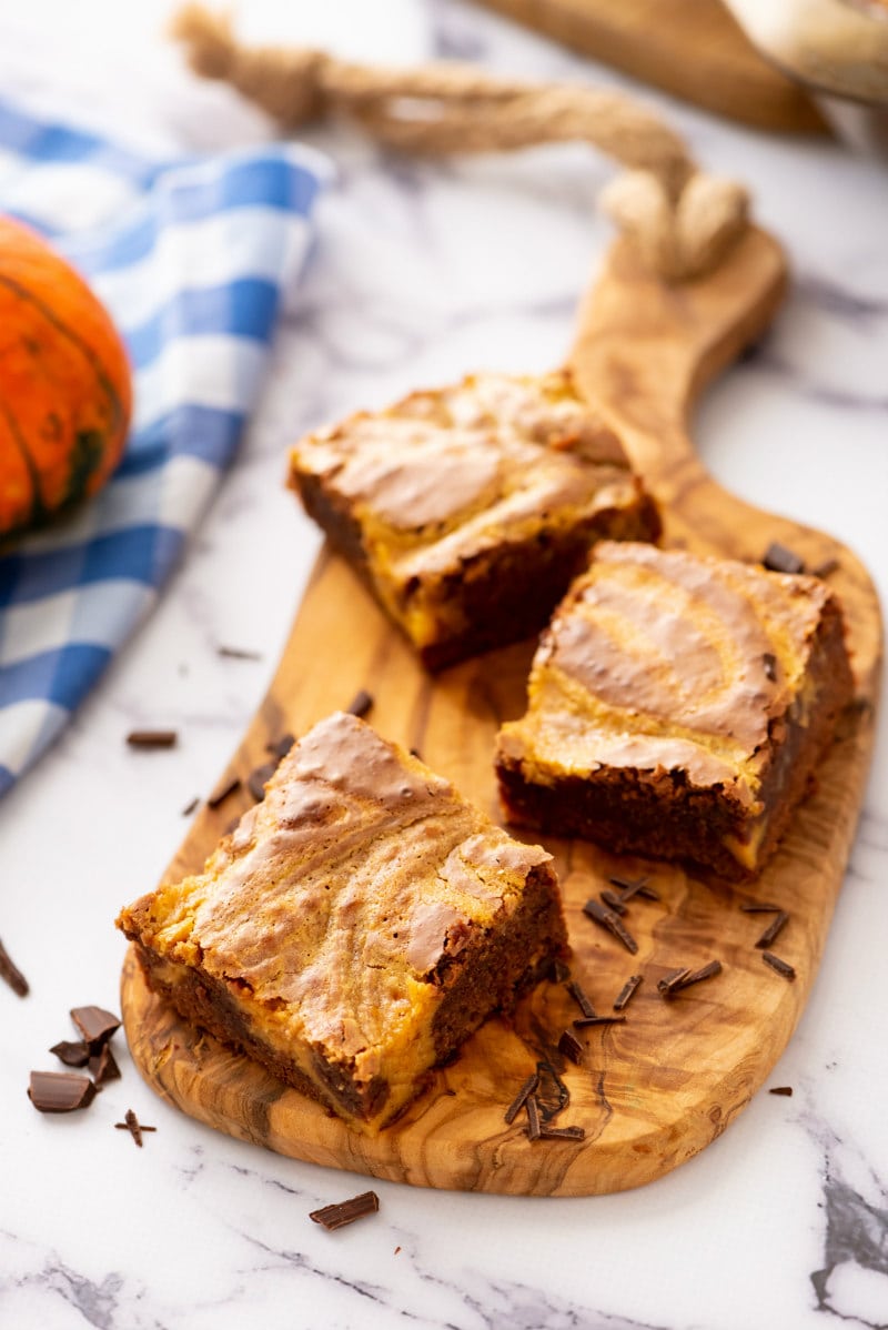 Cinnamon-Spiced Dark Chocolate Pumpkin Brownies