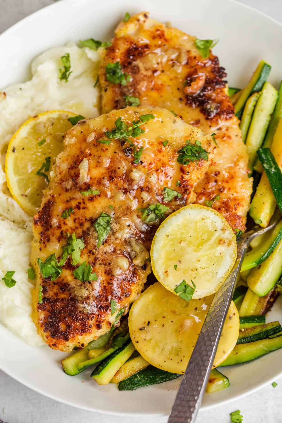 Pan-Seared Chicken with Lemon and Garlic Herb Sauce