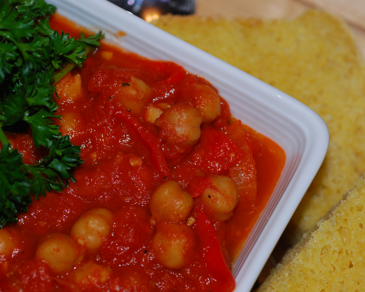One-Pot Savory Tomato and Chickpea Stew