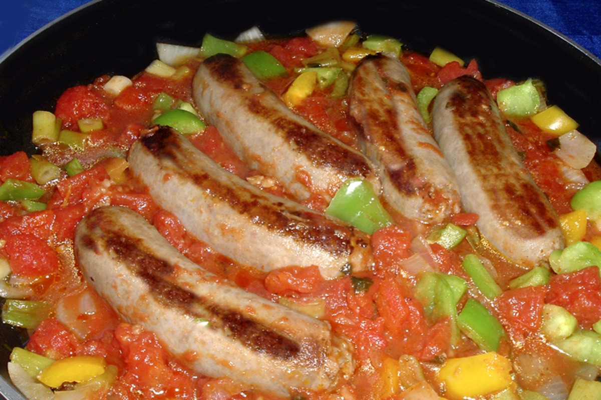 Sautéed Italian Sausage and Peppers with Garlic and Herbs