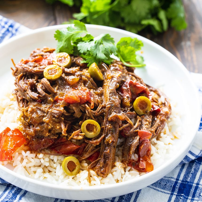 Slow-Cooked Puerto Rican Beef Ropa Vieja