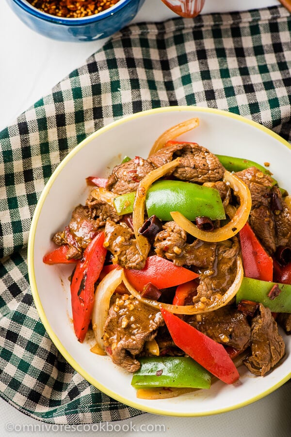 Quick Spicy Stir-Fried Beef with Chili and Garlic