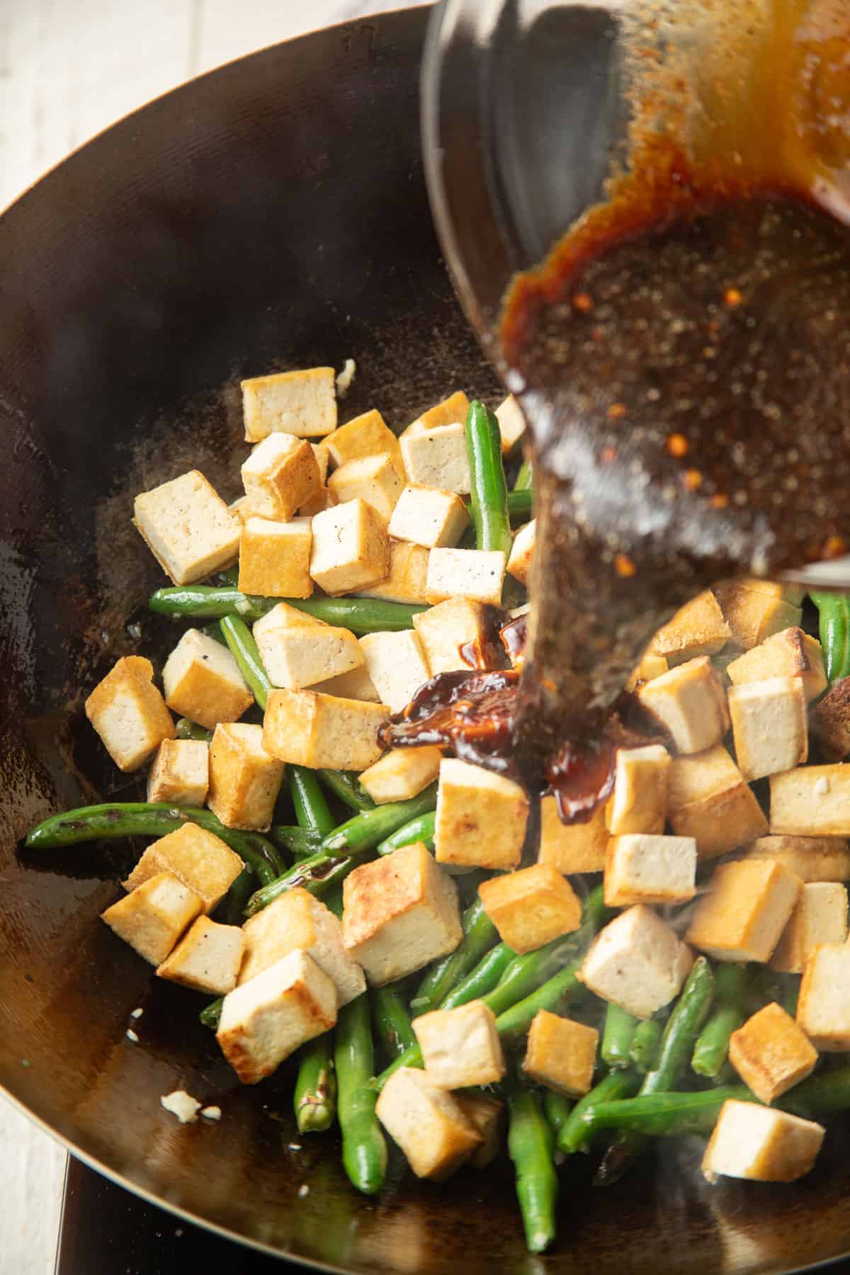 Stir-Fried Tofu with Ginger and Green Beans