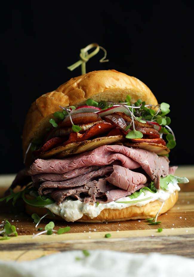 Open-Faced Roast Beef Sandwich with Horseradish Cream