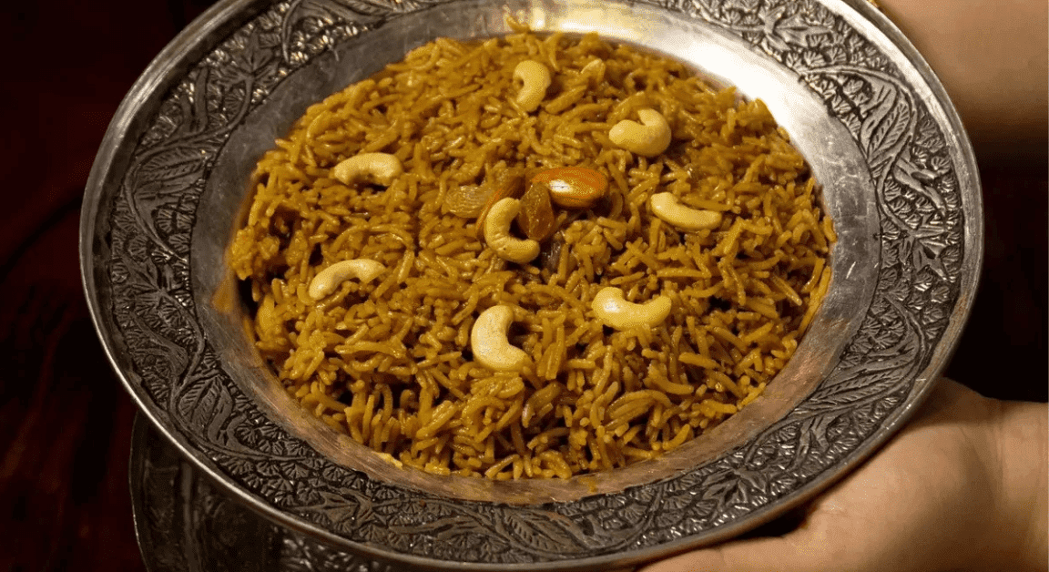 Kashmiri Modur Pulaw with Dry Fruits and Saffron
