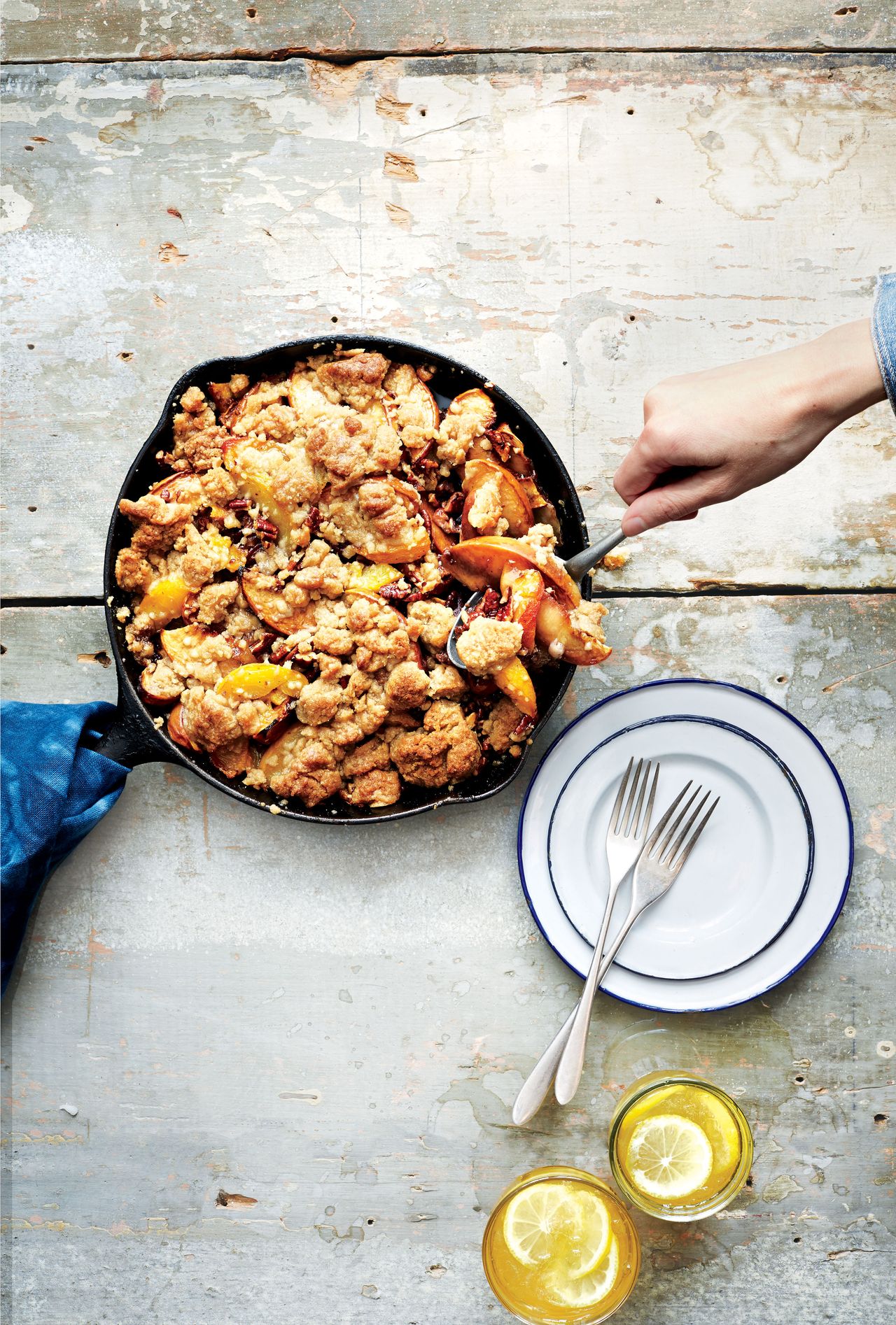 Skillet Brown Sugar Peach Crisp
