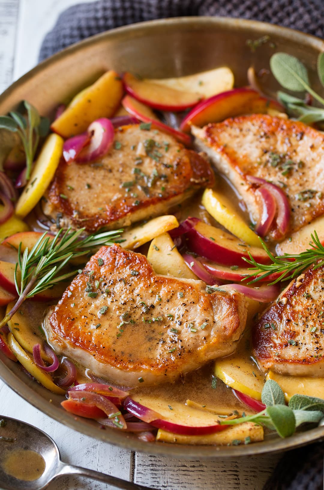 Pan-Seared Pork Chops with Apple-Onion Pan Sauce