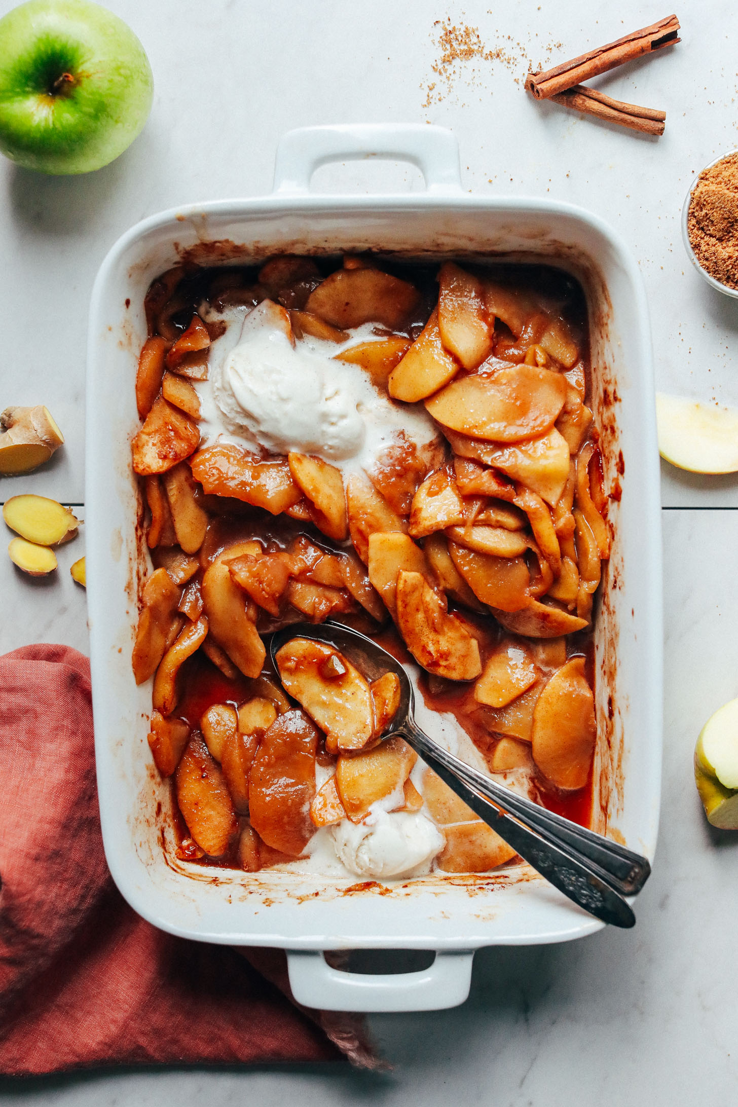 Oven-Roasted Cinnamon Apple Dessert Dip