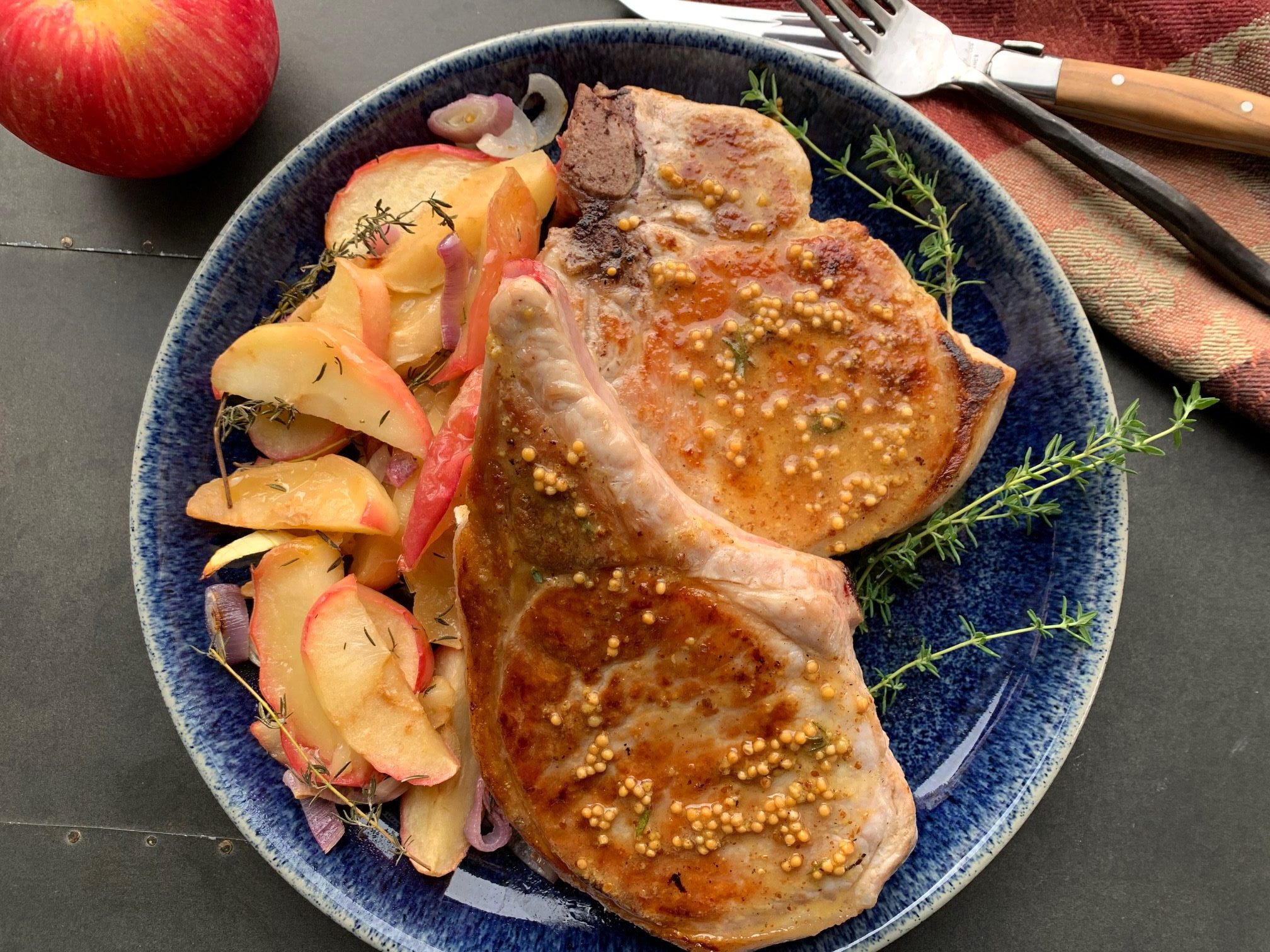 Pan-Seared Pork Chops with Apple-Cider Reduction
