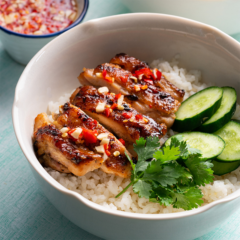 Vietnamese-Inspired Lemongrass Chicken Rice Bowl