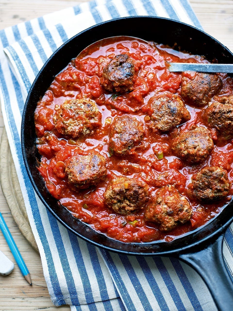 Television Era Spiced Beef Meatballs with Tangy Tomato Sauce