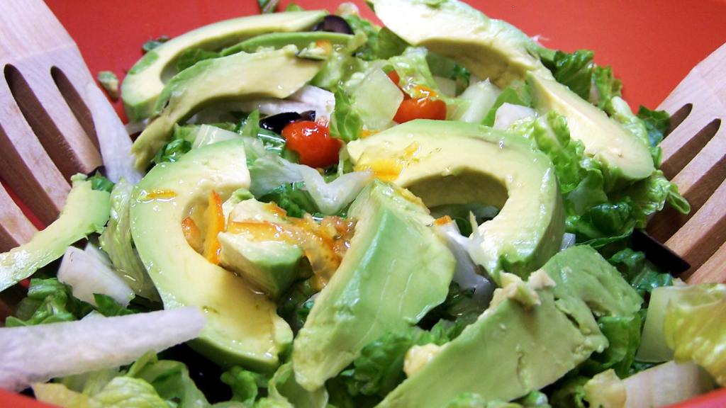Avocado and Jicama Citrus Salad with Chili Lime Dressing