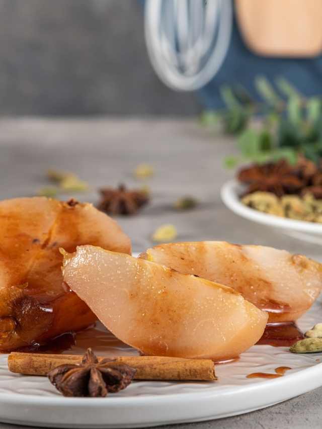 Cinnamon-Spiced Poached Pears with Honey and Walnuts