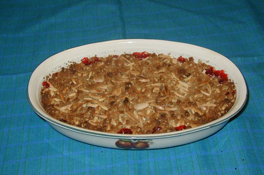 Niña's Honey-Lemon Almond Crisp