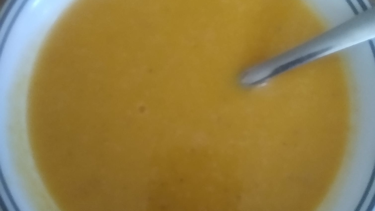 Cinnamon-Spiced Roasted Butternut Squash Soup
