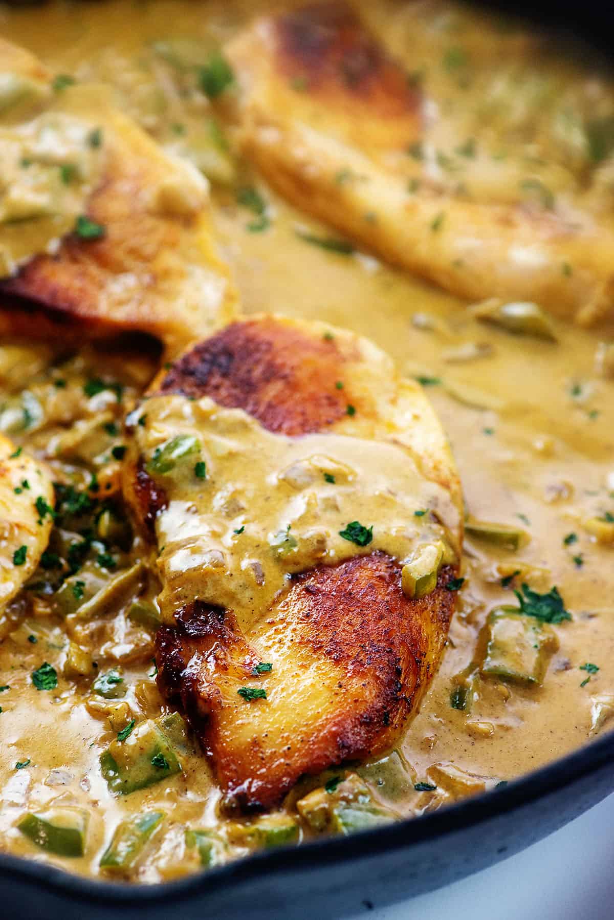 Low-Carb Cajun Spiced Chicken with Creamy Avocado Sauce