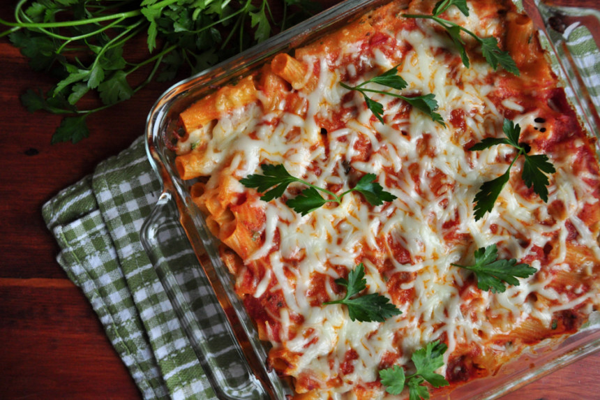 Cheesy Ziti Baked Pasta