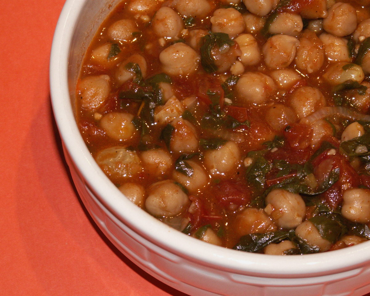 One-Pot Savory Chickpea and Spinach Stew