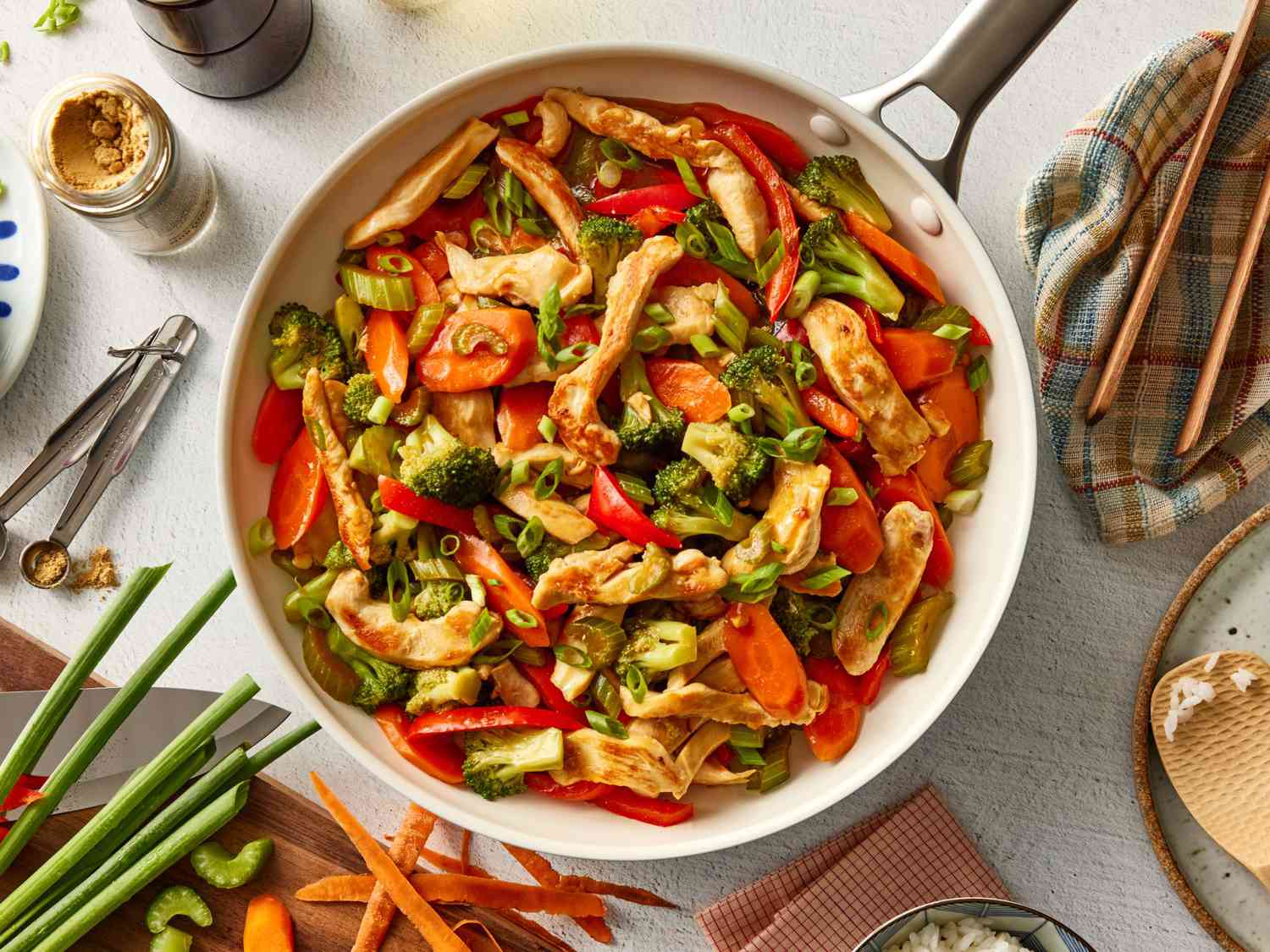 Almond-Free Whole30 Chicken and Vegetable Stir Fry
