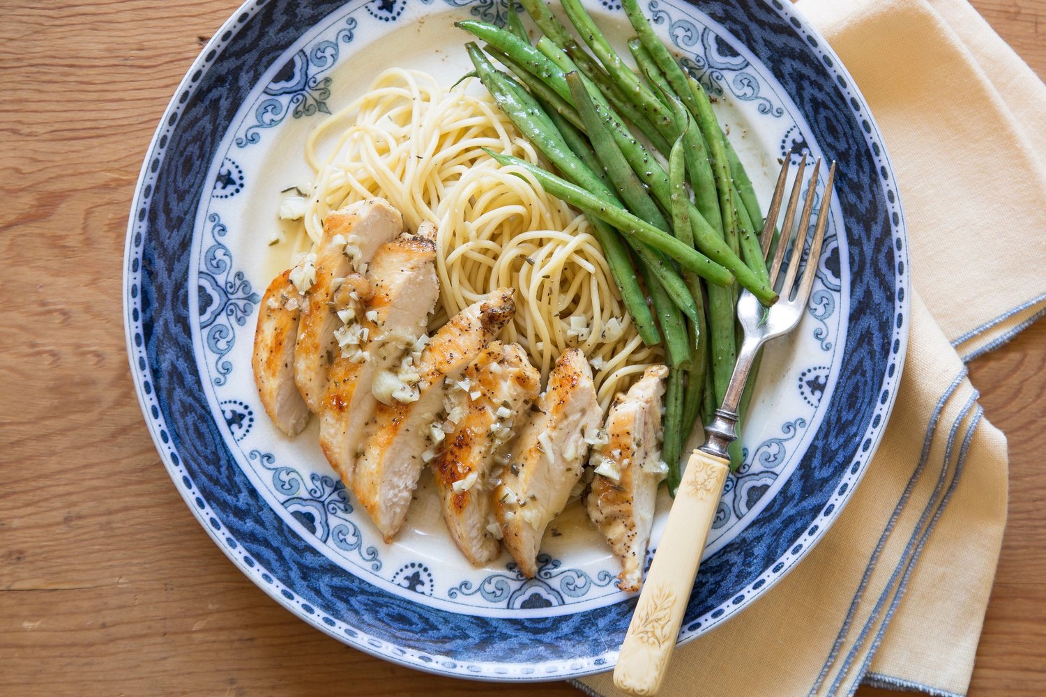 Pan-Seared Chicken with Roasted Garlic and Herb Pan Sauce