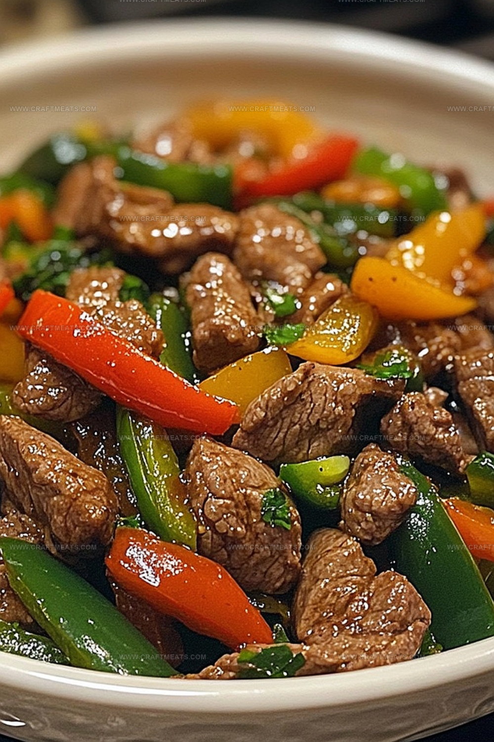 Stir-Fried Beef with Garlic and Bell Peppers