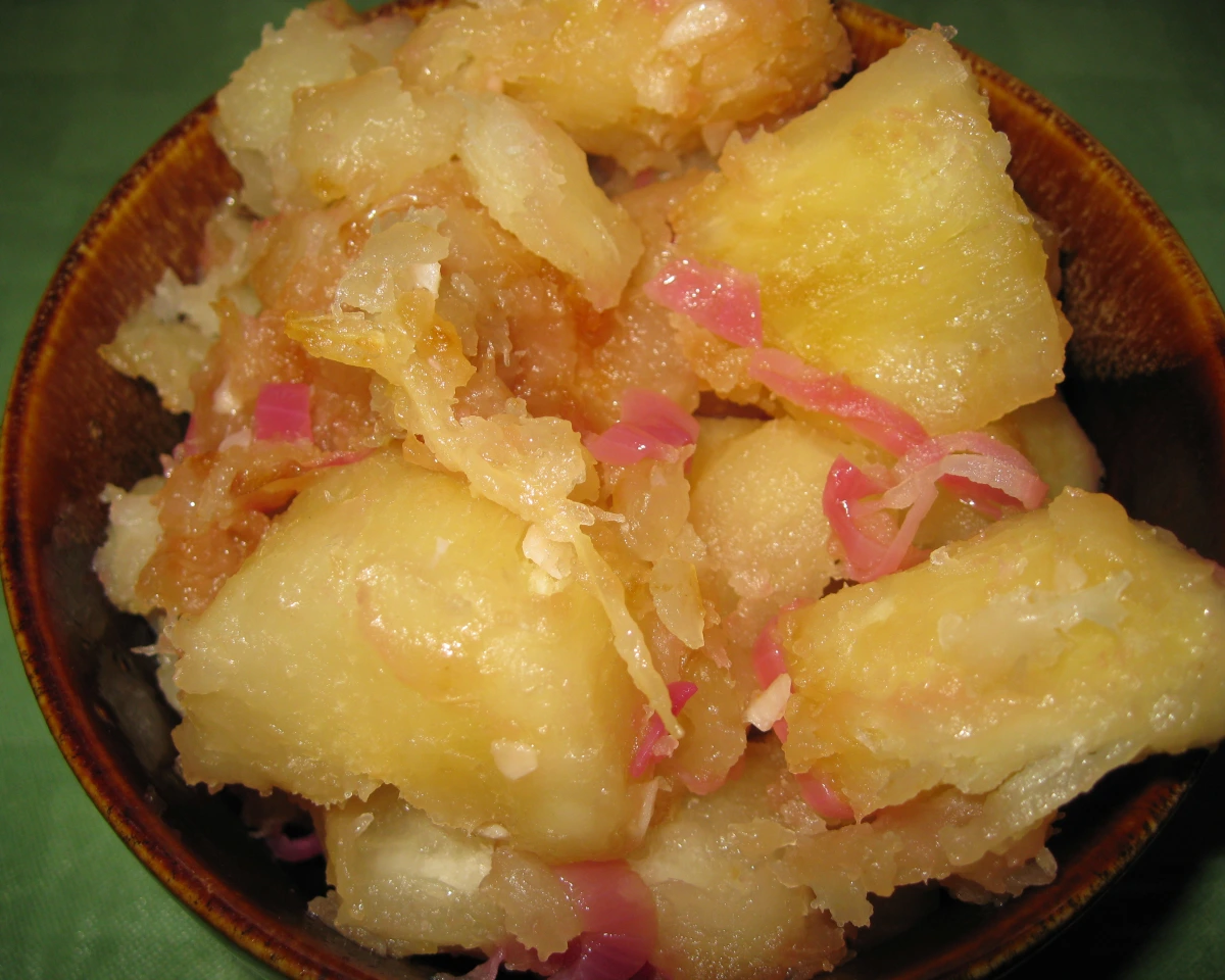 Spanish Garlic and Olive Oil Pan-Fried Yuca Medallions