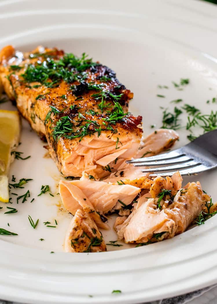 Pan-Fried Salmon with Lemon Dill Sauce