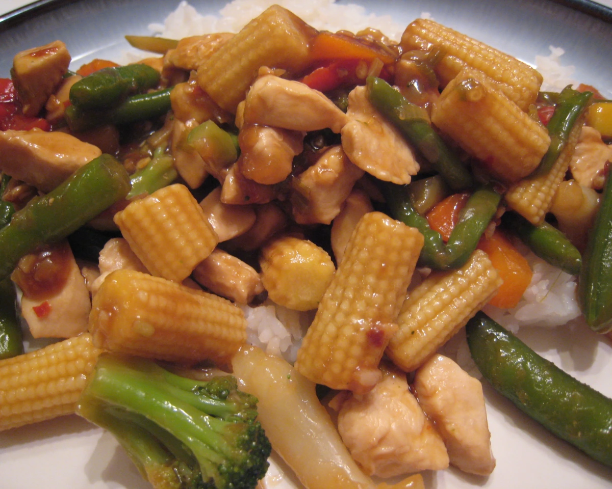 Quick Stir-Fried General Tso’s Chicken