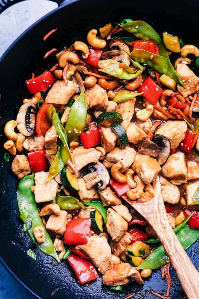 Whole30 Chicken Stir-Fry with Cashew-Free Crunch