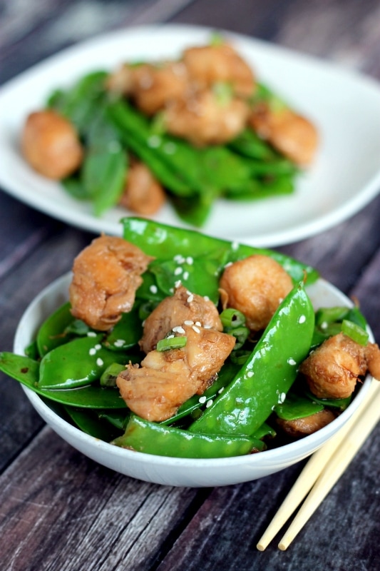 Stir-Fried Ginger Chicken with Snow Peas