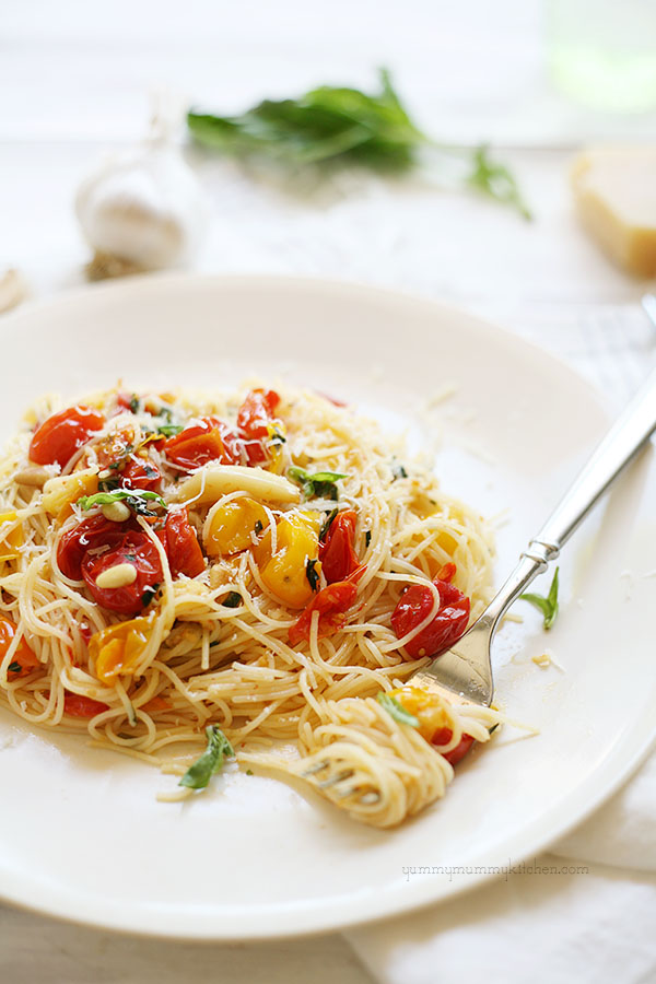 Capellini Pasta with Cherry Tomatoes and Basil