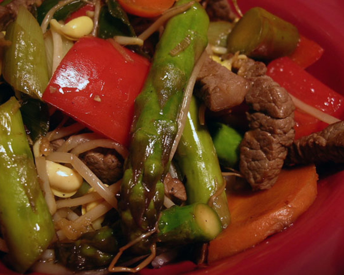 Low Flame Stir-Fried Beef with Ginger and Scallions
