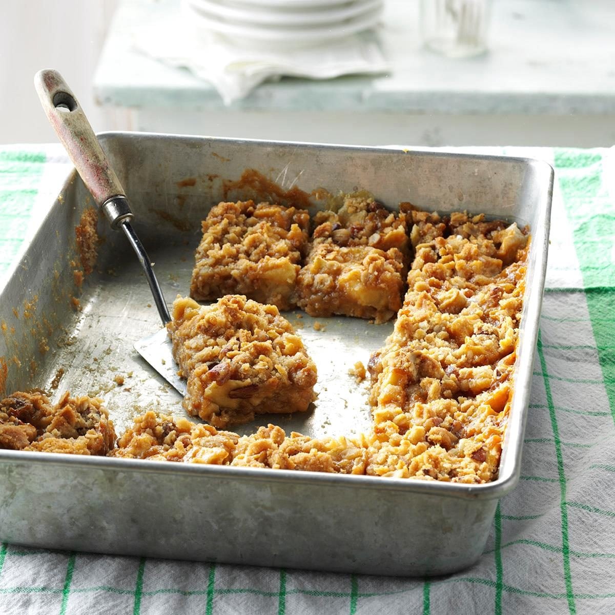Caramel Apple Dessert Bars with Oat Crust